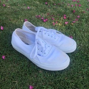 Size 6.5 white vans